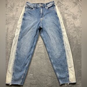 Hollister ULTRA HIGH-RISE VINTAGE RELAXED MOM JEAN Women’s 26W/24L Color Blue